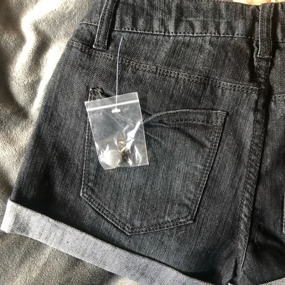 3xPairs of Shorts - Picture 5 of 7